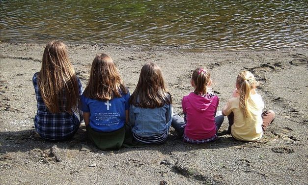 Majdnem egy évvel korábban kezdődik a lányok serdülése az 1970-es évekhez képest