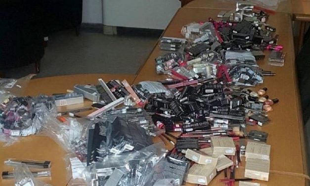 Egymillió dinár értékű kozmetikai cikket koboztak el a horgosi vámosok (fotók)