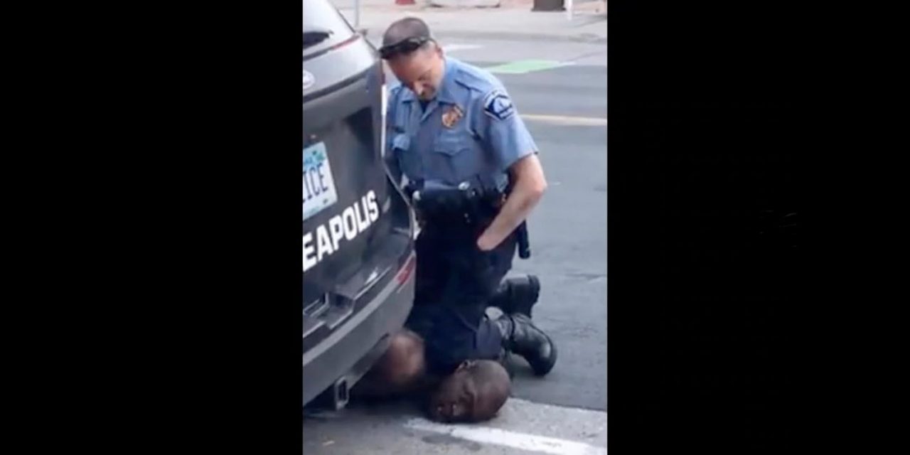 <span class="entry-title-primary">Még mindig szabadlábon a gyilkos rendőrök</span> <span class="entry-subtitle">Országszerte tiltakozások a minneapolisi brutalitás miatt</span>