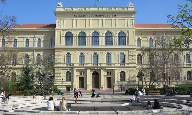Új ösztöndíjjal segíti nehéz helyzetbe került hallgatóit az SZTE