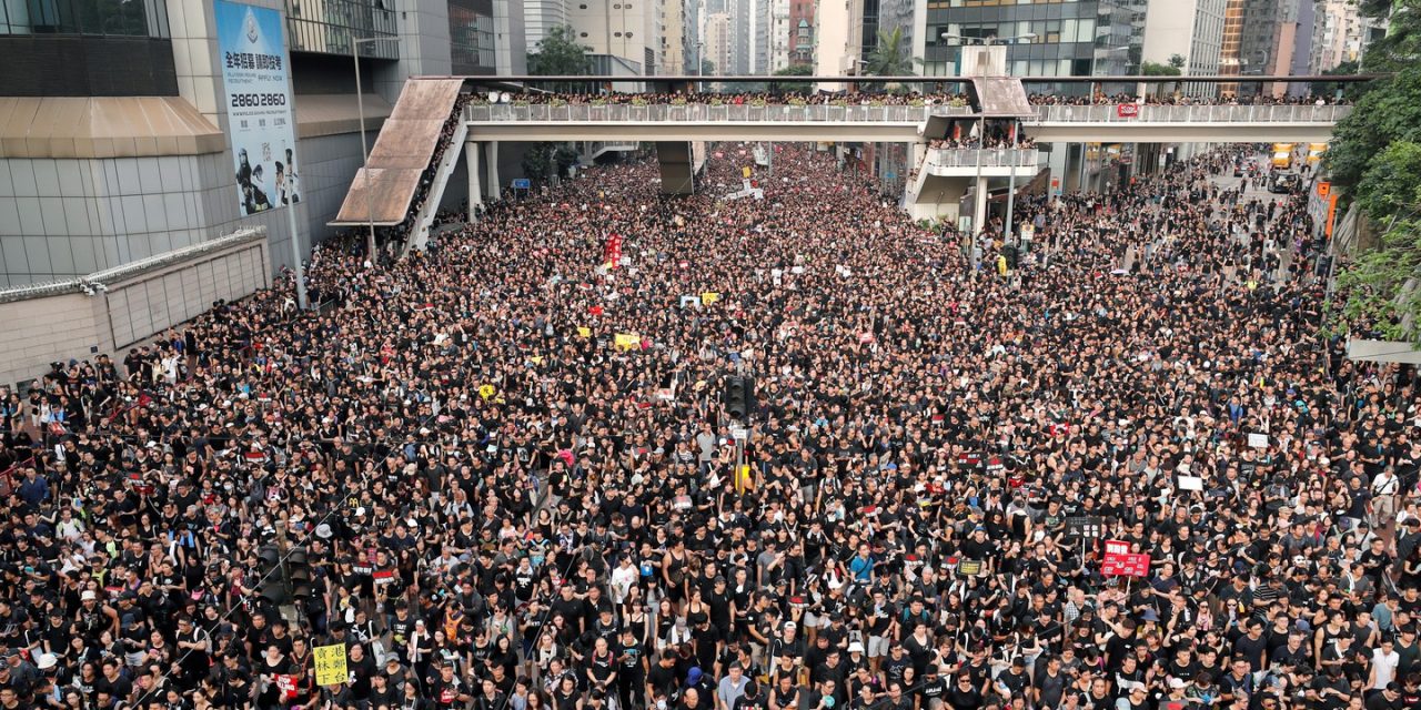 <span class="entry-title-primary">Hongkong szabadsága forog kockán</span> <span class="entry-subtitle">Pekingi politikai erőszak, hongkongi tiltakozások, washingtoni eszkaláció</span>