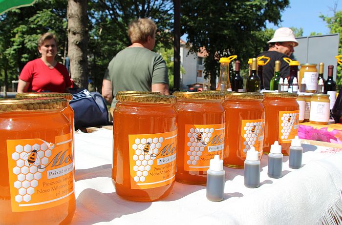 Az olcsó moldáv méz tönkreteheti a hazai méhészeket
