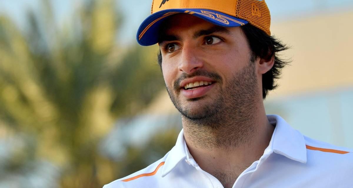 F1: Carlos Sainz Jr. váltja Vettelt a Ferrarinál
