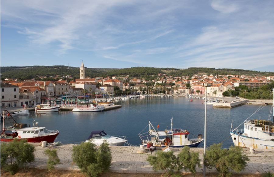 Feloldották a karantént Brač szigetén, Szlovéniában második napja nincs új fertőzött