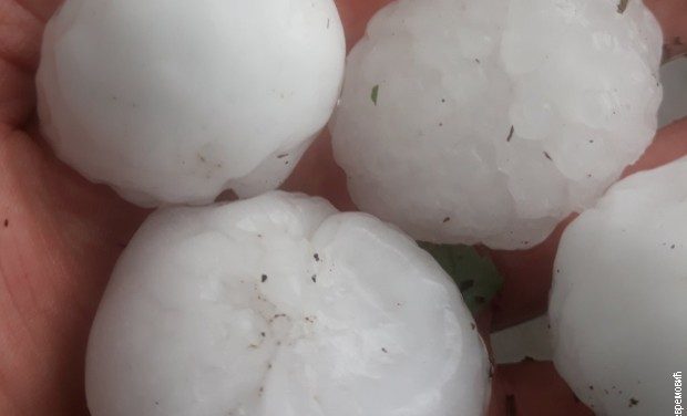 Dió nagyságú jég esett Szerbia egyes részein