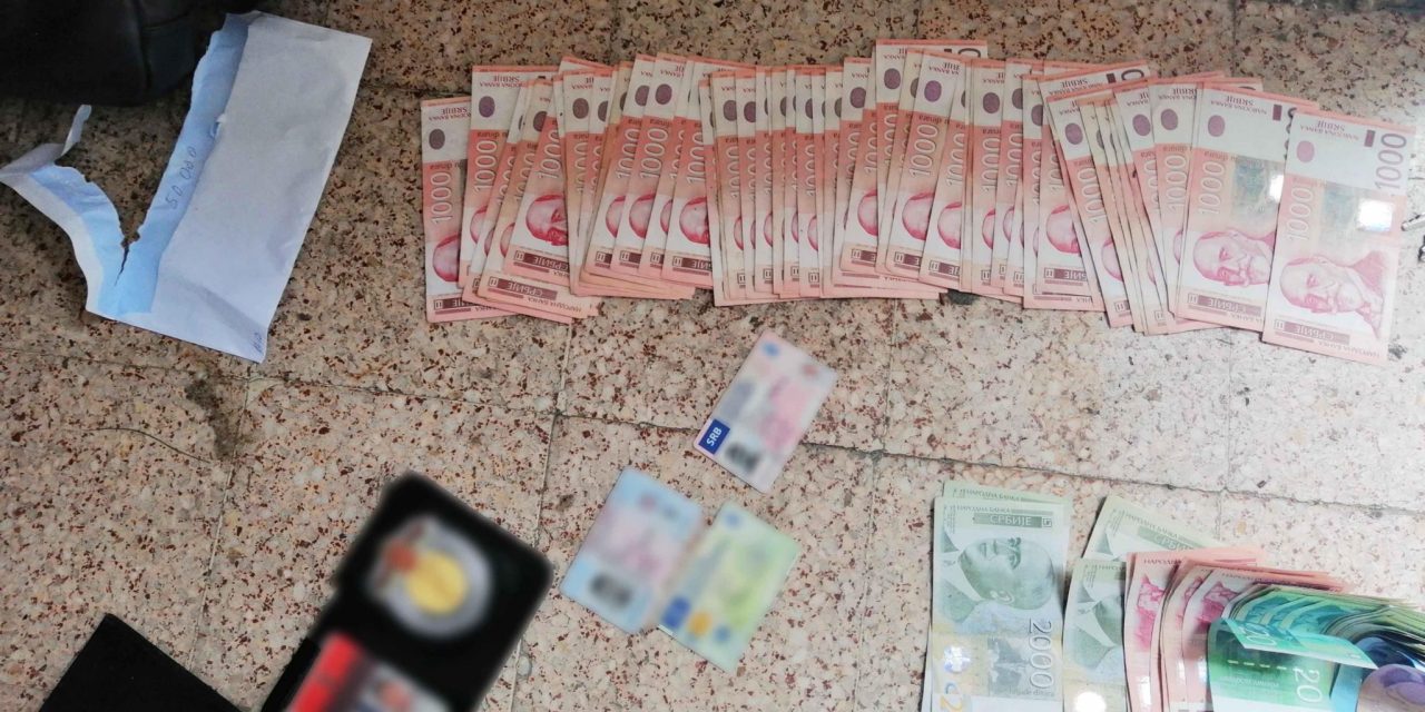 Korrupció miatt vették őrizetbe egy laboratórium vezetőjét és három ellenőrt (Fotó)