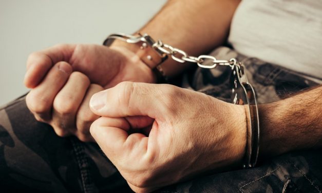 Igényelte a 100 eurót – letartóztatták