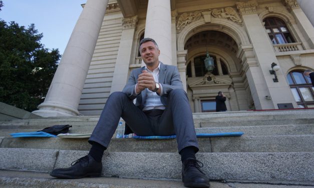 A Dveri indul a választásokon, Obradović elnökjelölt