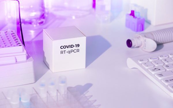 Ingyenes a koronavírus teszt a szerbiai egyetemisták és a kiskorúak részére