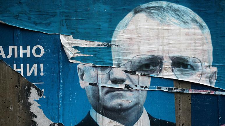 Vaskos adósságot írt le a radikálisoknak a Pink és a Happy tévé