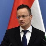 A MOL nem akarja bezárni a finomítót