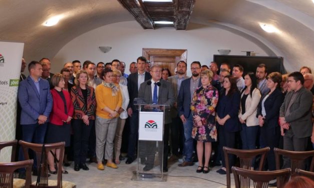 <span class="entry-title-primary">Mennyire „történelmi” a VMSZ választási sikere?</span> <span class="entry-subtitle">10+1 ok az „egyetlen magyar lista” jó eredménye mögött</span>