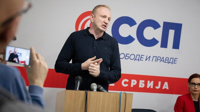 Đilas: A hatalom nem tanúsít együttérzést az újvidéki tragédiában elhunyt áldozatok iránt