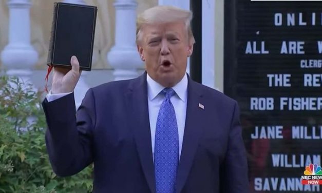 Bunker és Biblia (Trumpizmusok)