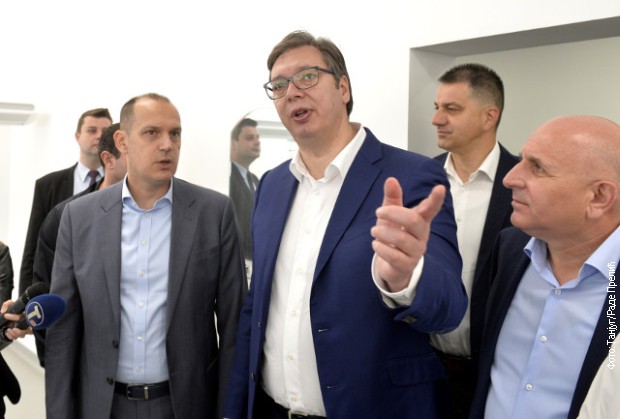 Vučić: Ha fellendül a gazdaság, még egyszer megemeljük az egészségügyi dolgozók bérét