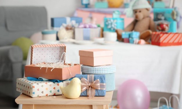 Babacsomagokat osztott a Katolikus Karitász Muzslyán