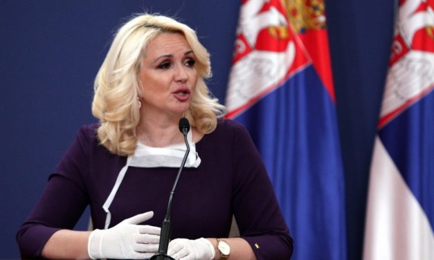 „Maszkot kell viselni a szavazáskor, a kesztyűnek nincs akkora jelentősége”