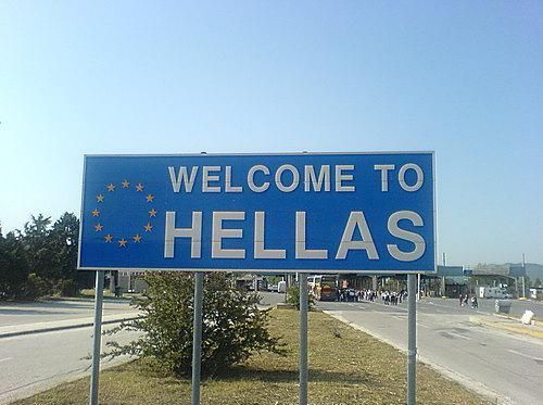 Csak QR-kóddal lehet Görögországba utazni