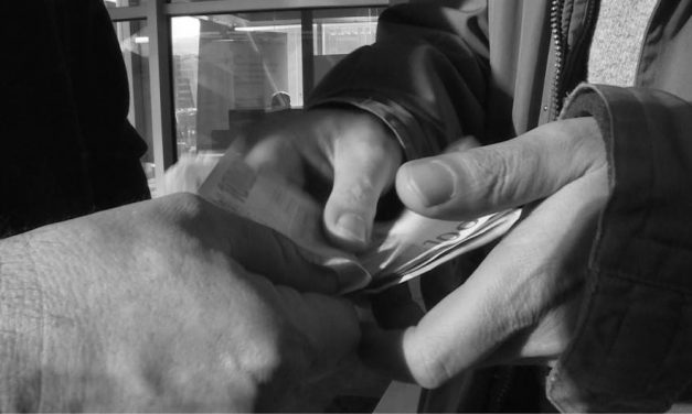 Kenőpénzt kértek a városrendészek