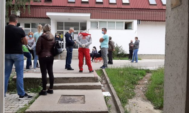 Kragujevac: Szavazóhely a covid-ambulancián