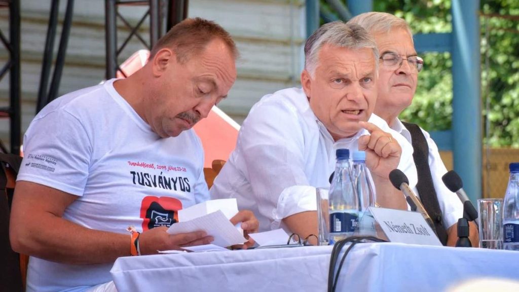 A járvány miatt idén elmarad Tusványos