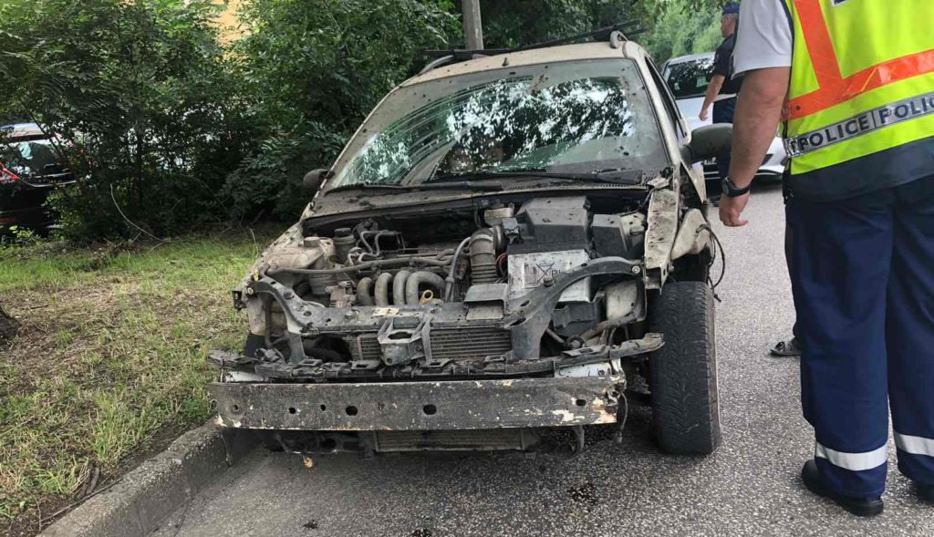 Elszállították az embercsempészek által hátrahagyott járműveket a déli határtól