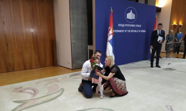 A Savić család mégis örökbefogadhatja a tőlük elvett kislányt
