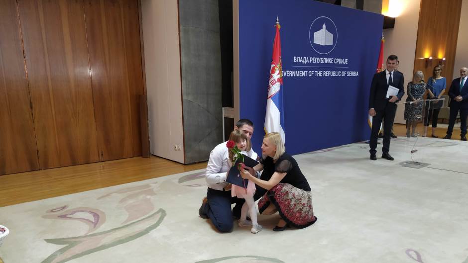 A Savić család mégis örökbefogadhatja a tőlük elvett kislányt