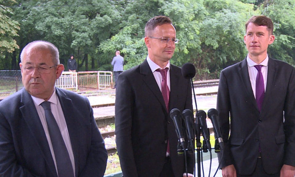 Szijjártó: Pásztor István megérdemli a kinevezést!