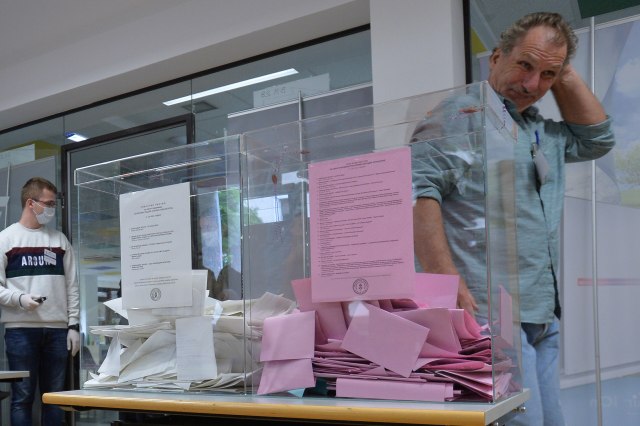 <span class="entry-title-primary">Van rá esély, hogy június 28-án választások lesznek</span> <span class="entry-subtitle">Szakértők szerint a hatalom arra számít, hogy sokan már szabadságon lesznek</span>