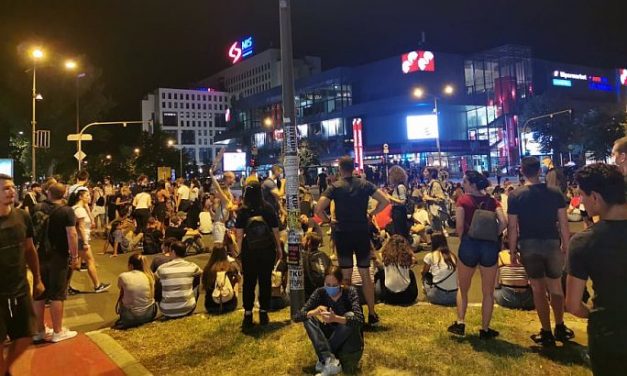 Újvidék: Ma is lesz tiltakozó akció