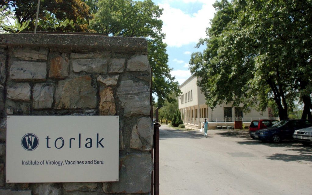 <span class="entry-title-primary">Miért állította le a Torlak Intézet a BCG vakcina gyártását?</span> <span class="entry-subtitle">Miközben eredetileg volt rá pénz, most az újszülöttek egy bolgár gyártó vakcináját kapják meg</span>