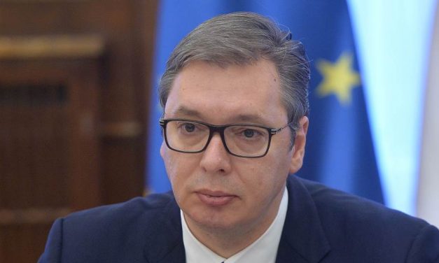 Hoti kölcsönös elismerést akar, Vučić hallani se akar ilyesmiről