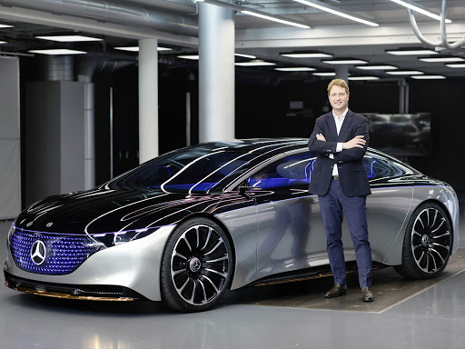 Húszezer munkahely megszűnik a Daimler német autógyártó társaságánál