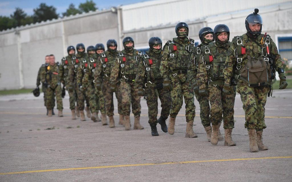 A hadsereg 63. ejtőernyős brigádja megtagadta, hogy részt vegyen a tüntetések megfékezésében