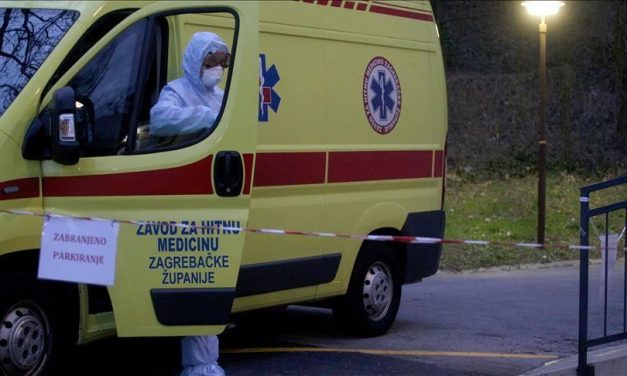 Meghalt a férfi, aki felgyújtotta magát a horvát kormány épülete előtt