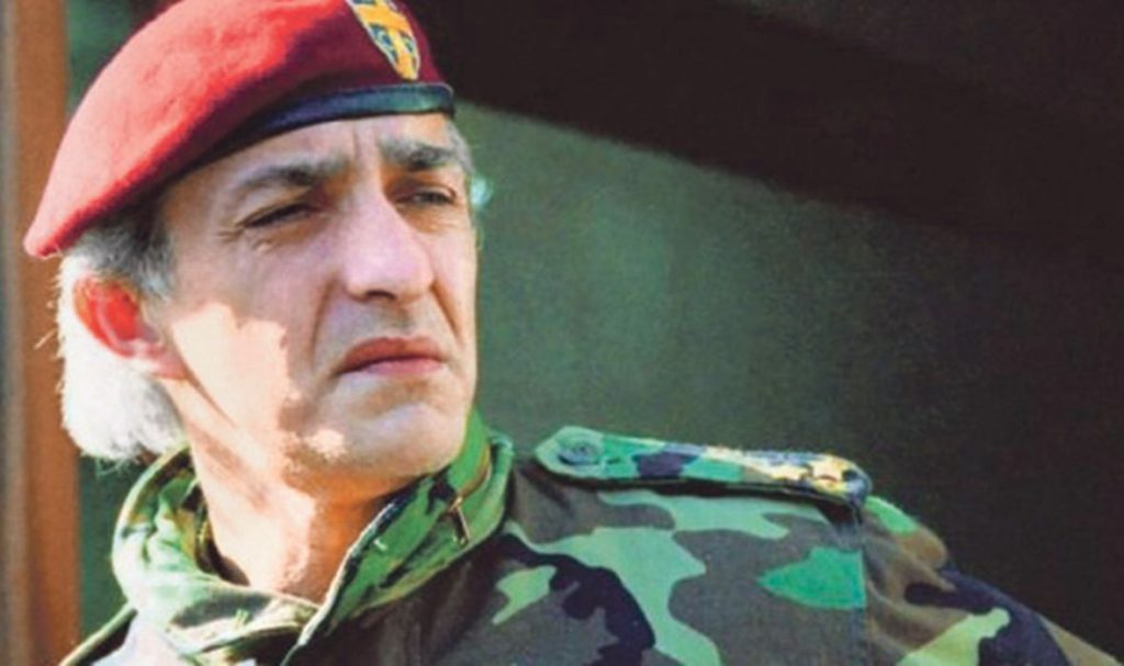 Amikor az alvilág visszaköszön