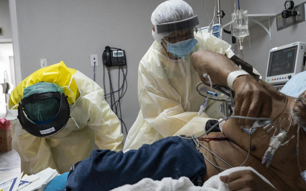 Tizenegy halálos áldozat, mintegy százötvenen vannak lélegeztetőgépen