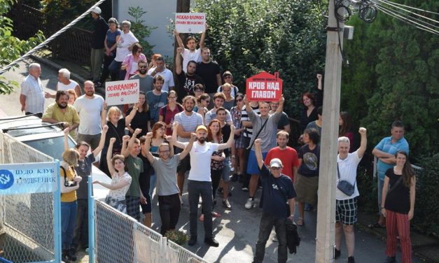 Szabadkán is segíti a kilakoltatás előtt állókat a Tető a Fejünk Felett Egyesület