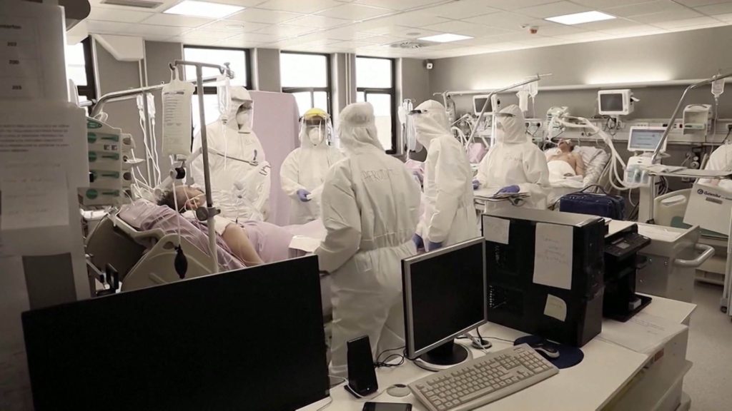 Még mindig nagyon súlyos, de javul a két sérült állapota