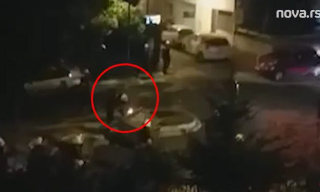 Karhatalmi huliganizmus: Rohamrendőr gyújtott fel egy szemeteskukát