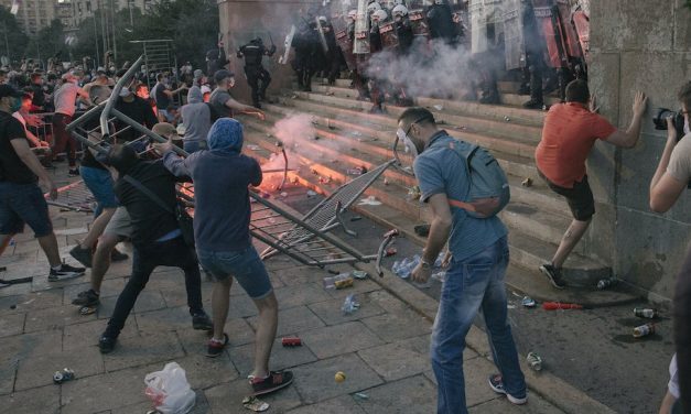 <span class="entry-title-primary">Dühkitörés és könnyfakadás</span> <span class="entry-subtitle">Szerbiai sajtószemle (2020. július 3-10.)</span>