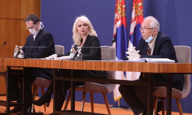 Hétfőtől visszatér a képernyőre a válságstáb