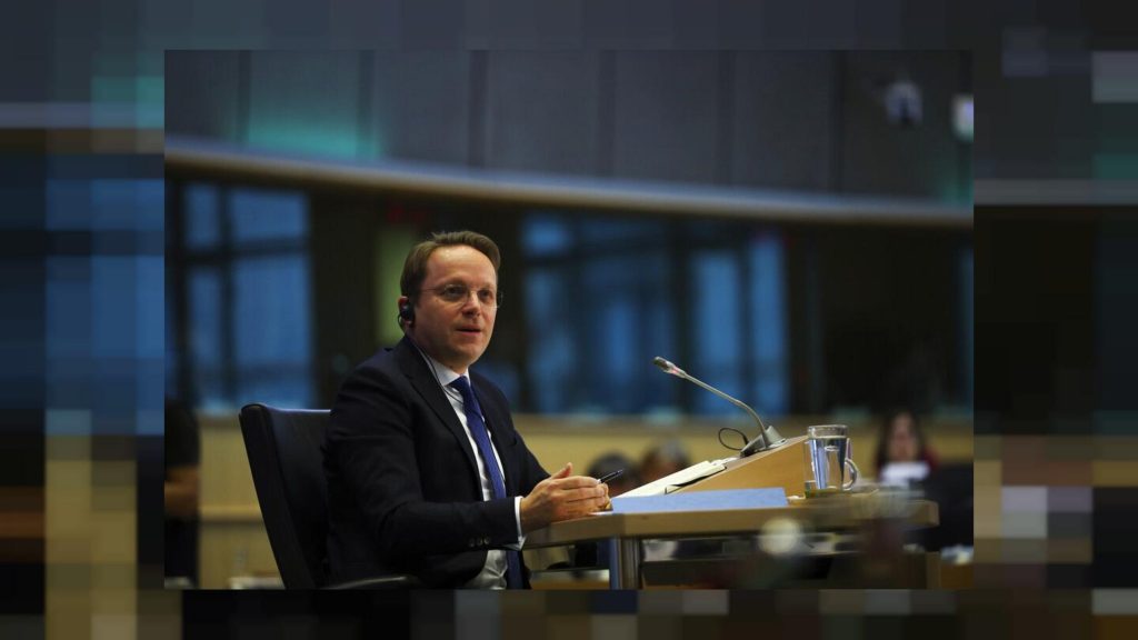 Várhelyi Olivér az EU bővítési politikájáról tárgyalt Varsóban