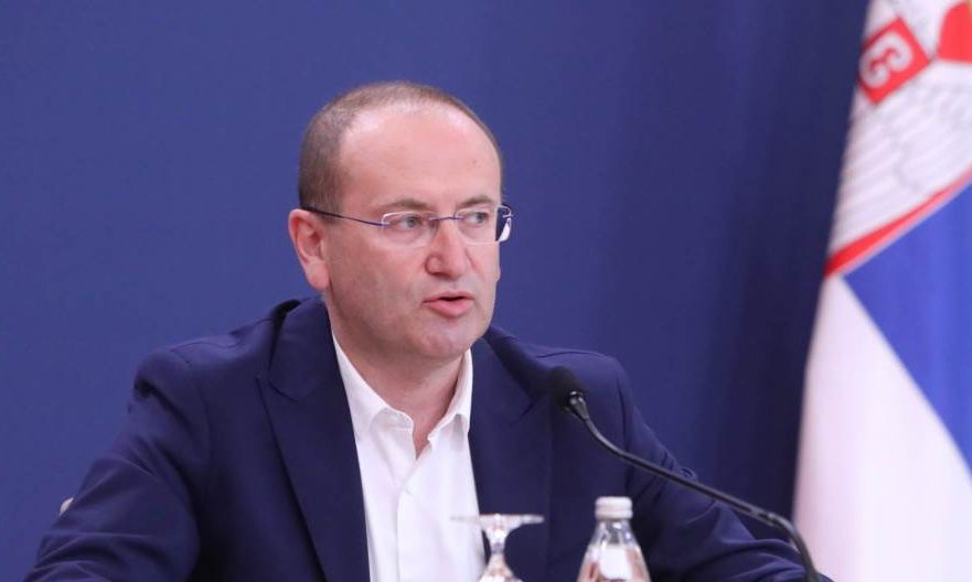 Gojković: Újvidéken a lakosság 40 százalékát beoltottuk