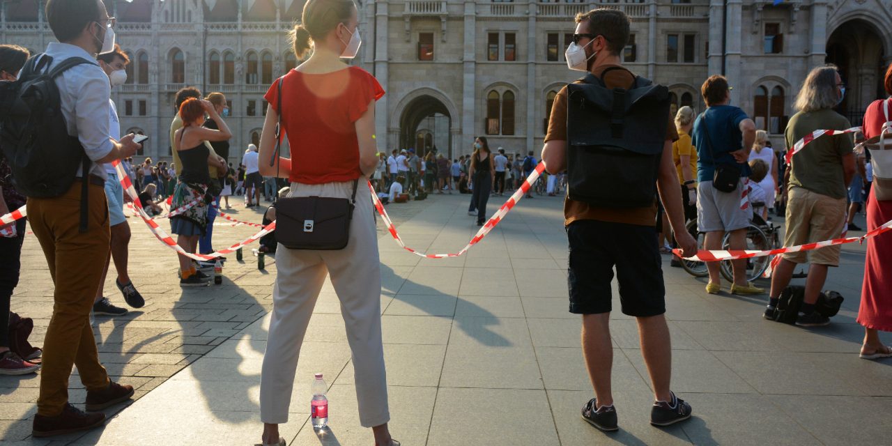 <span class="entry-title-primary">Virtuális élőlánc Új-Zélandtól Hollywoodig</span> <span class="entry-subtitle">Világméretűvé fejlődött a Színművészetisek melletti kiállás</span>