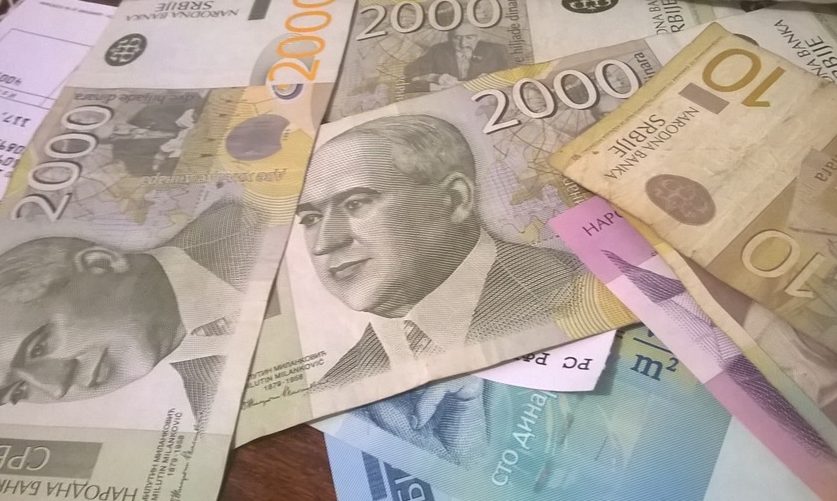 Kinek mennyivel nő a nyugdíja januártól?