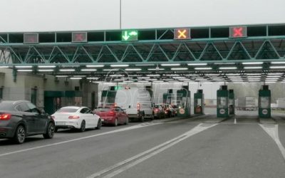 Életbe léptek a szigorított határvédelmi intézkedések Magyarországon