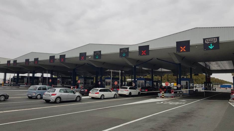 Rendszerleállás a magyar határon