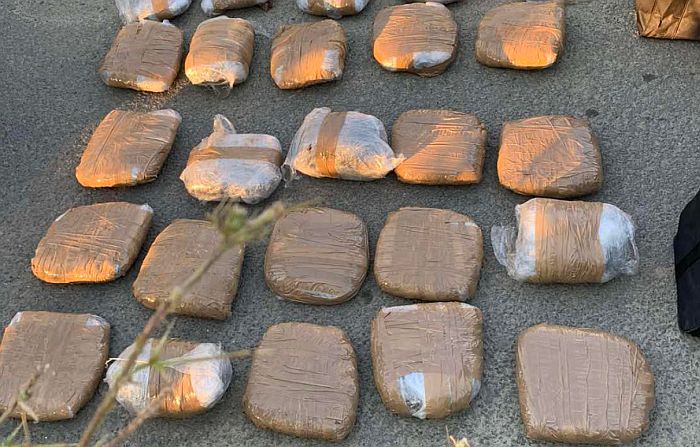 Harminc kiló marihuána a taxi csomagtartójában (fotók)